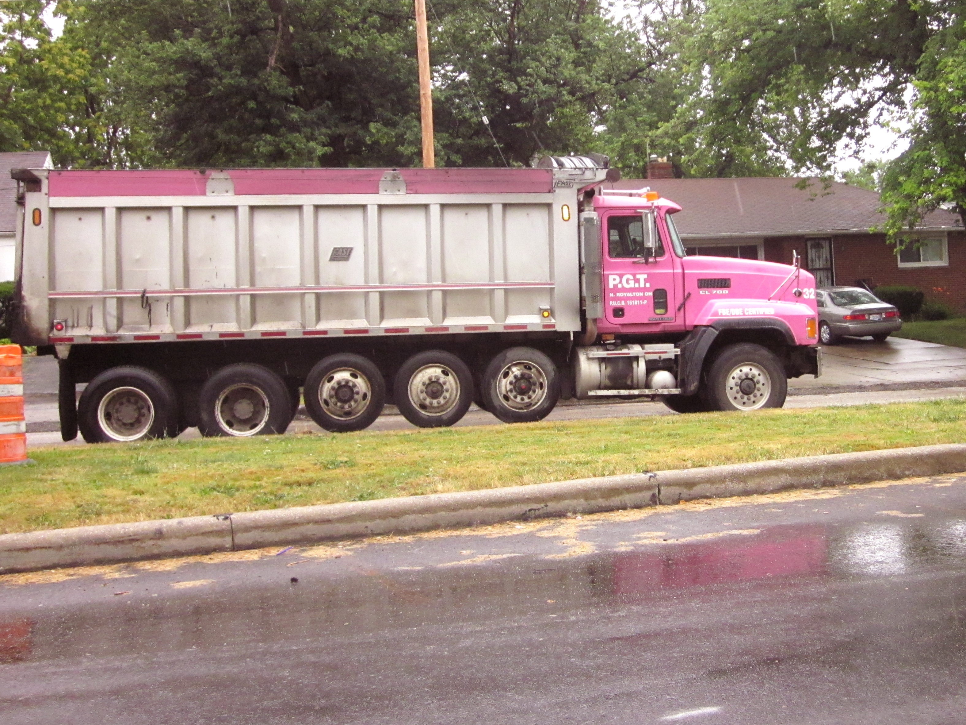 pink dump truck